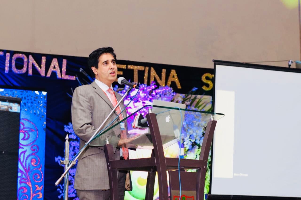 Prof. Dr. Amer Awan delivering a conference presentation